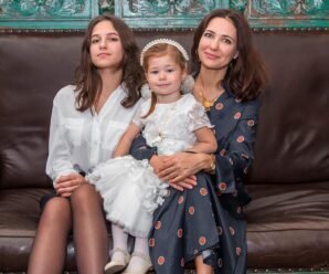 Бывшие супруги Климовой не могут её забыть! 47-летняя актриса в боди на отдыхе